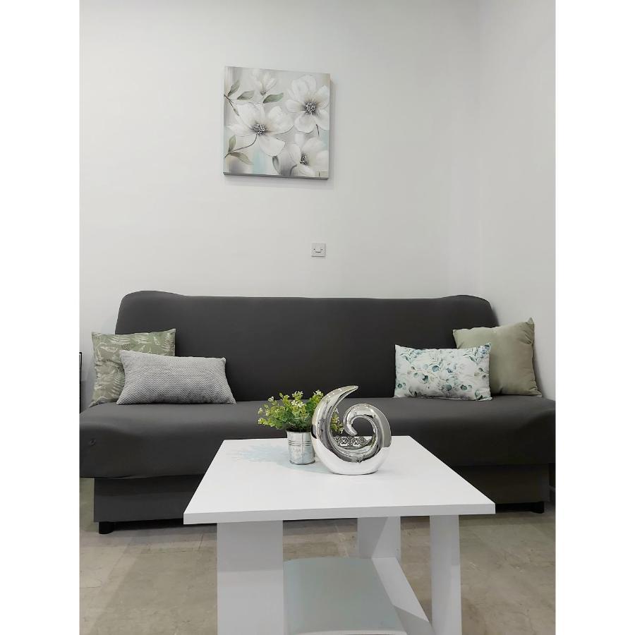 Studio Apartment Lee Split Extérieur photo